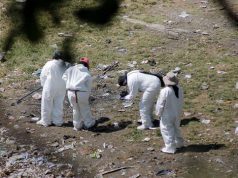 Mexico search finds 60 mass graves