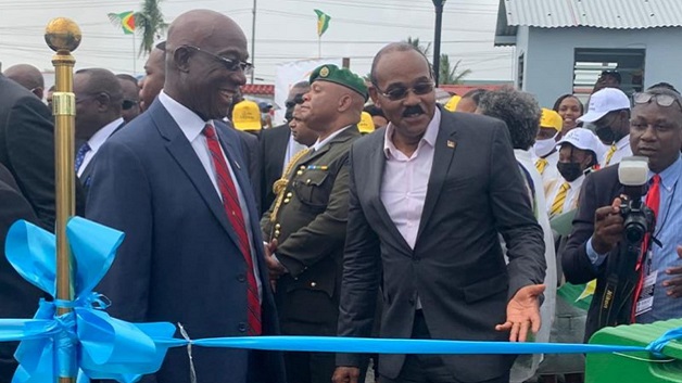 0662270e7fc711c52f13db803c1261f6rowley_gaston_at_agri_forum