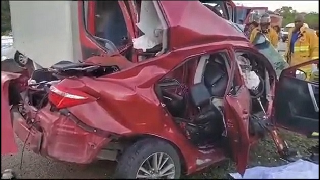 braco_trelawny_crash_44bf349816b995aaff6cc2cc752737d9_8cd3111a052e914df2d625fb5f91cced