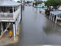 Hurricane Debby makes landfall on Florida coast