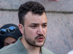 US Court Temporarily Blocks Attempt to Deport Palestinian Activist